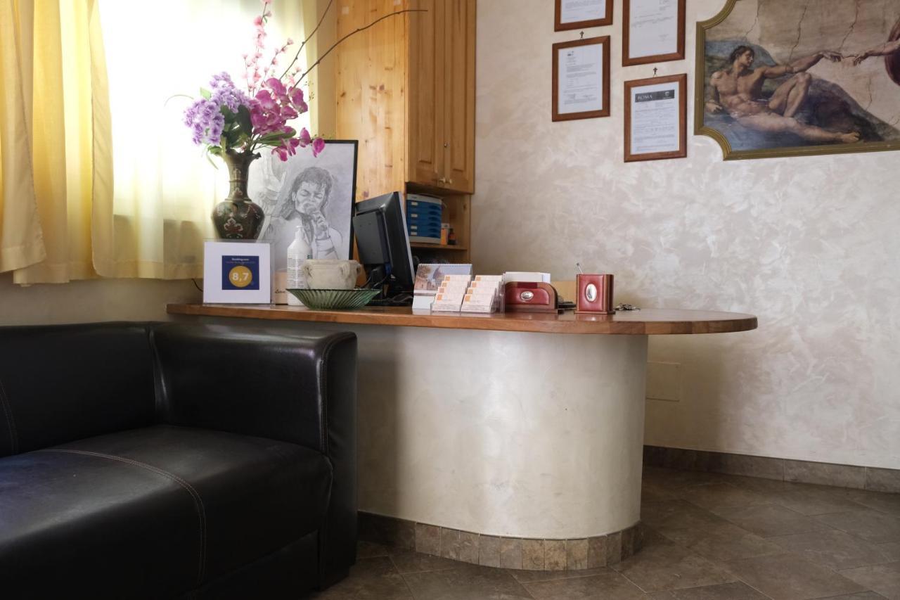 B&B La Porta Рим Екстериор снимка